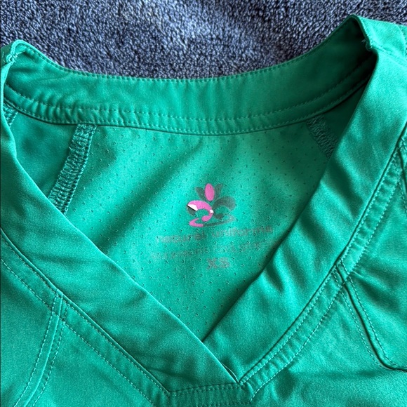 Green Scrub Set - Picture 2 of 3